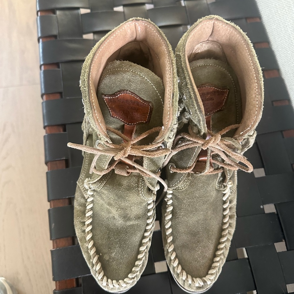 Women's Casual Moccasins - Khaki Suede
